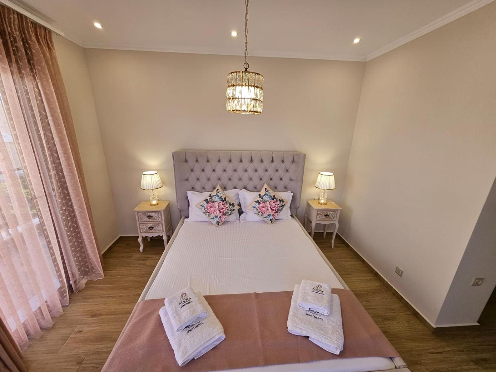 Agora Luxury I